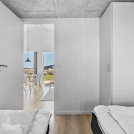 1194-ringkobing-havstien-203 بيت للعطل